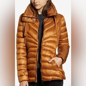 Nordstrom Packable water resistant puffer jacket. Size S.